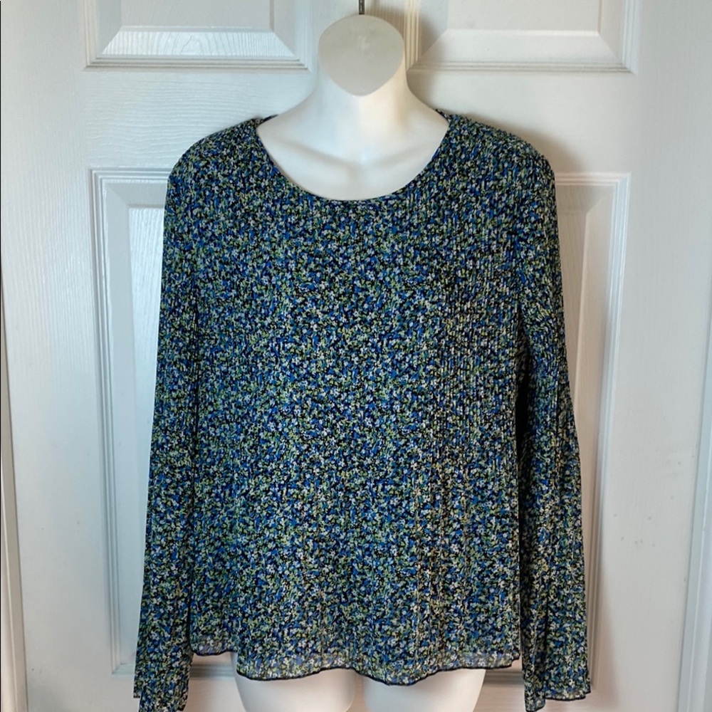 Cloud Chaser Pleated Long Sleeve Blouse in Green and Blue Round Neck Size Large